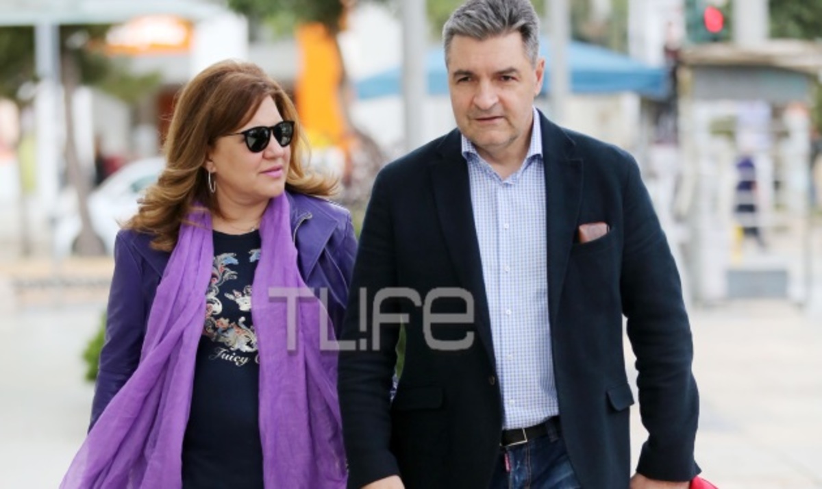 Η βασίλισσα των χαλιών και ο πλοίαρχος του Πολεμικού Ναυτικού στη Γλυφάδα!