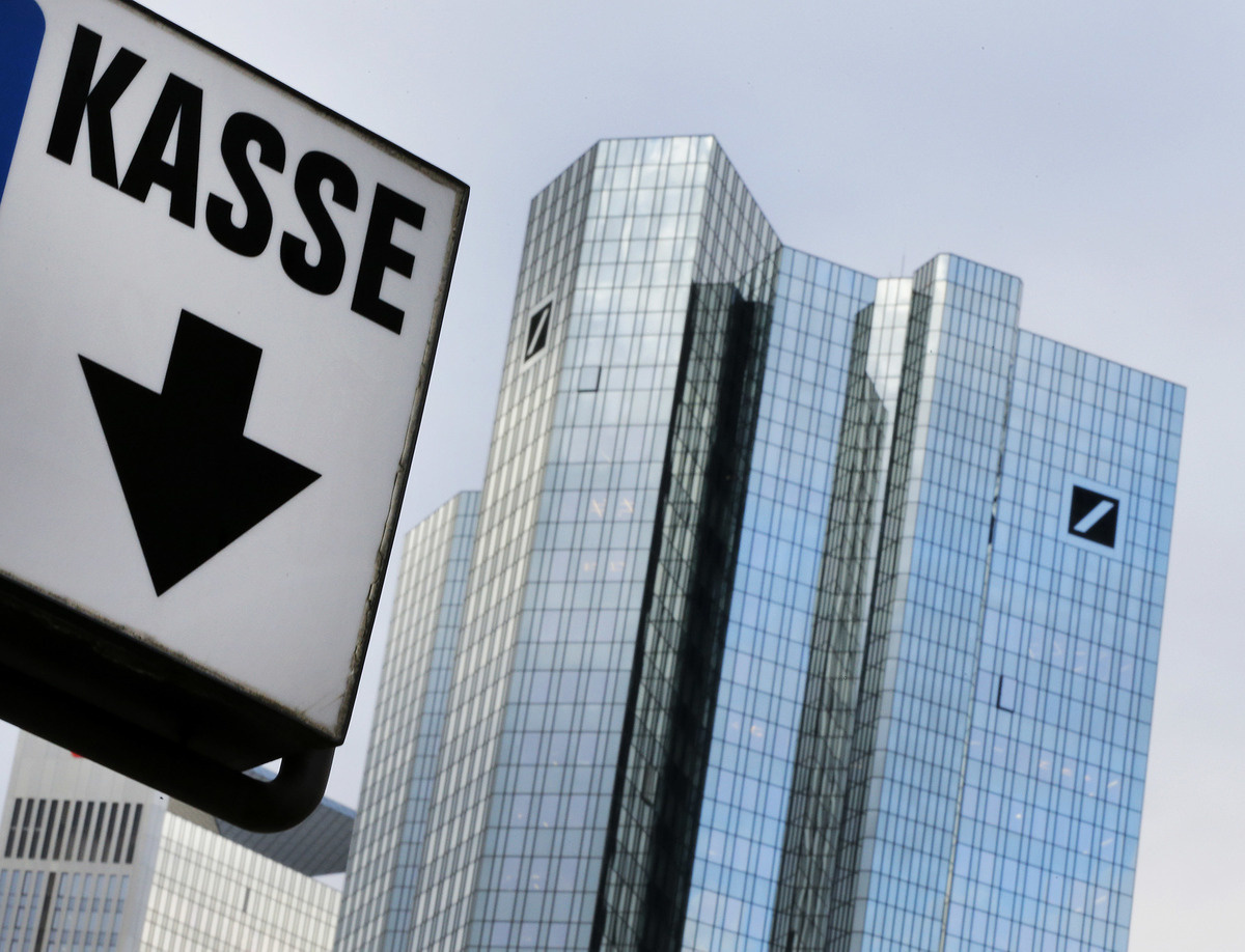 Μυστικές επαφές της Deutsche Bank με αμερικανούς επενδυτές για αύξηση μετοχικού κεφαλαίου