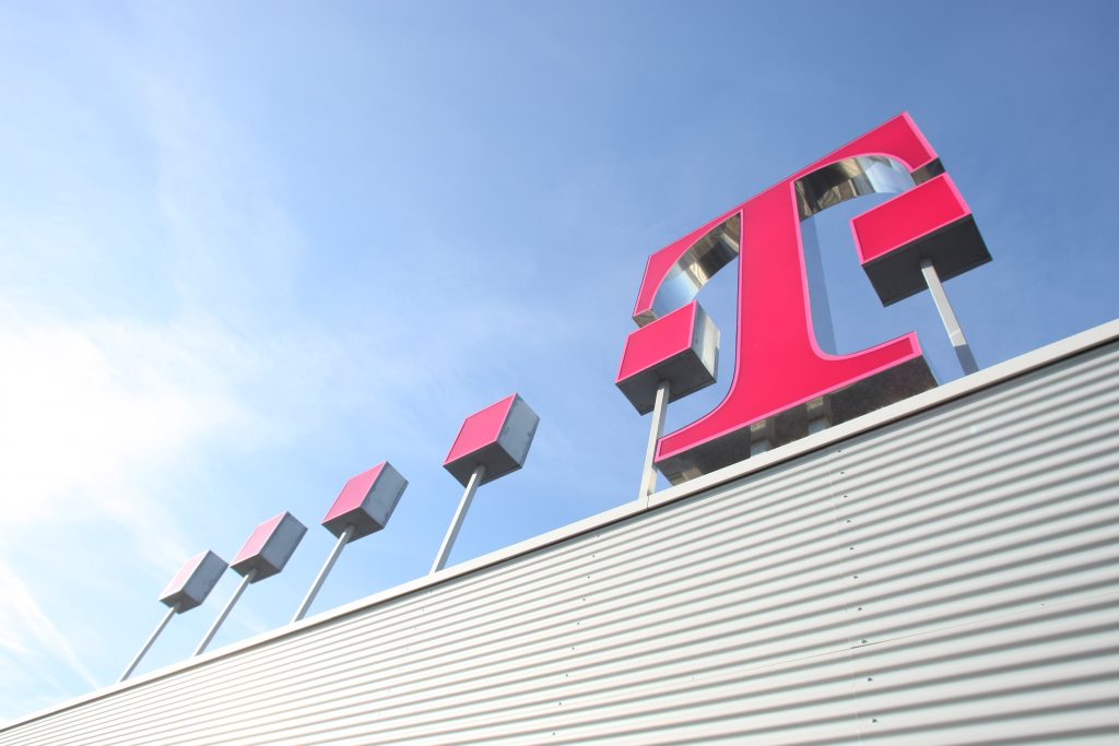 1.200 εργαζόμενους απολύει η Deutsche Telekom