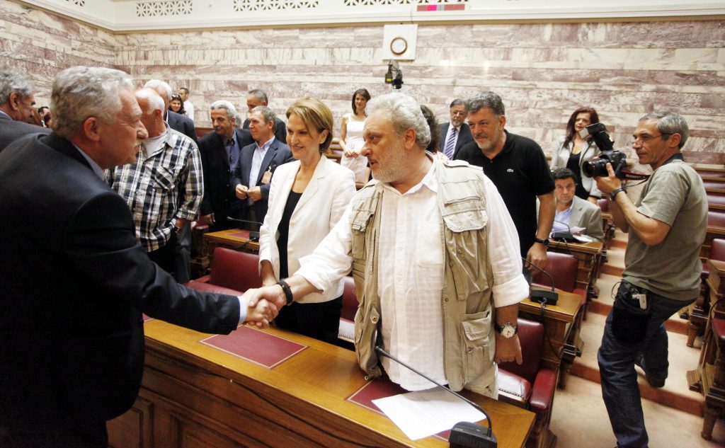 Η “σκιώδης” κυβέρνηση της ΔΗΜΑΡ