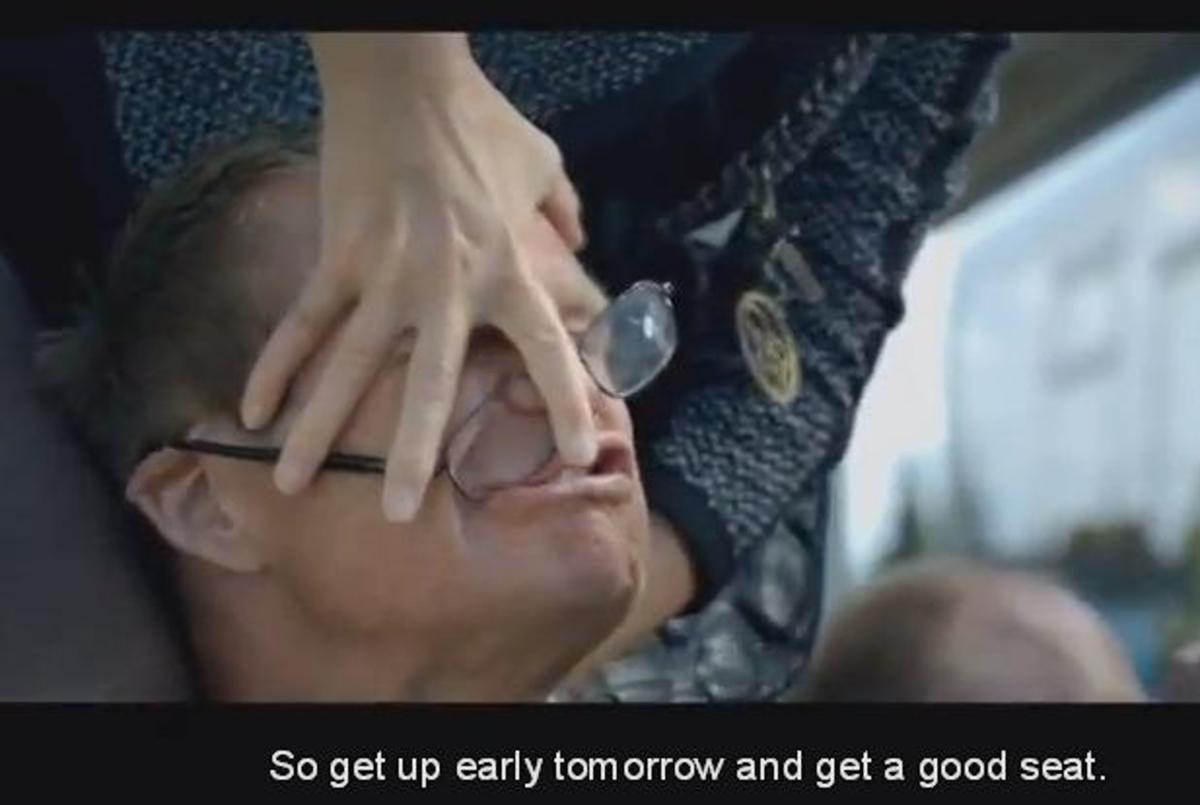 H πιο ξεκαρδιστική διαφήμιση για λεωφορείο!