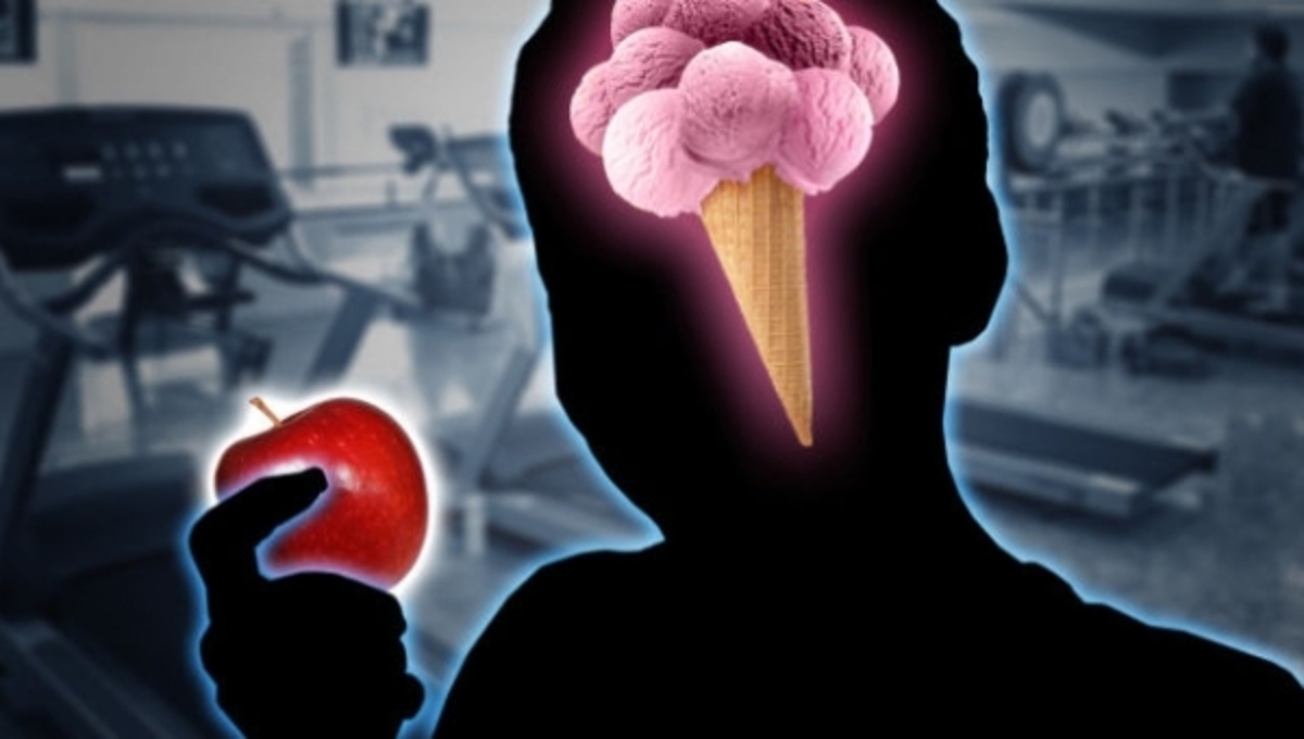 Πώς να “ξεγελάσετε” τον εγκέφαλό σας και να χάσετε κιλά χωρίς κόπο