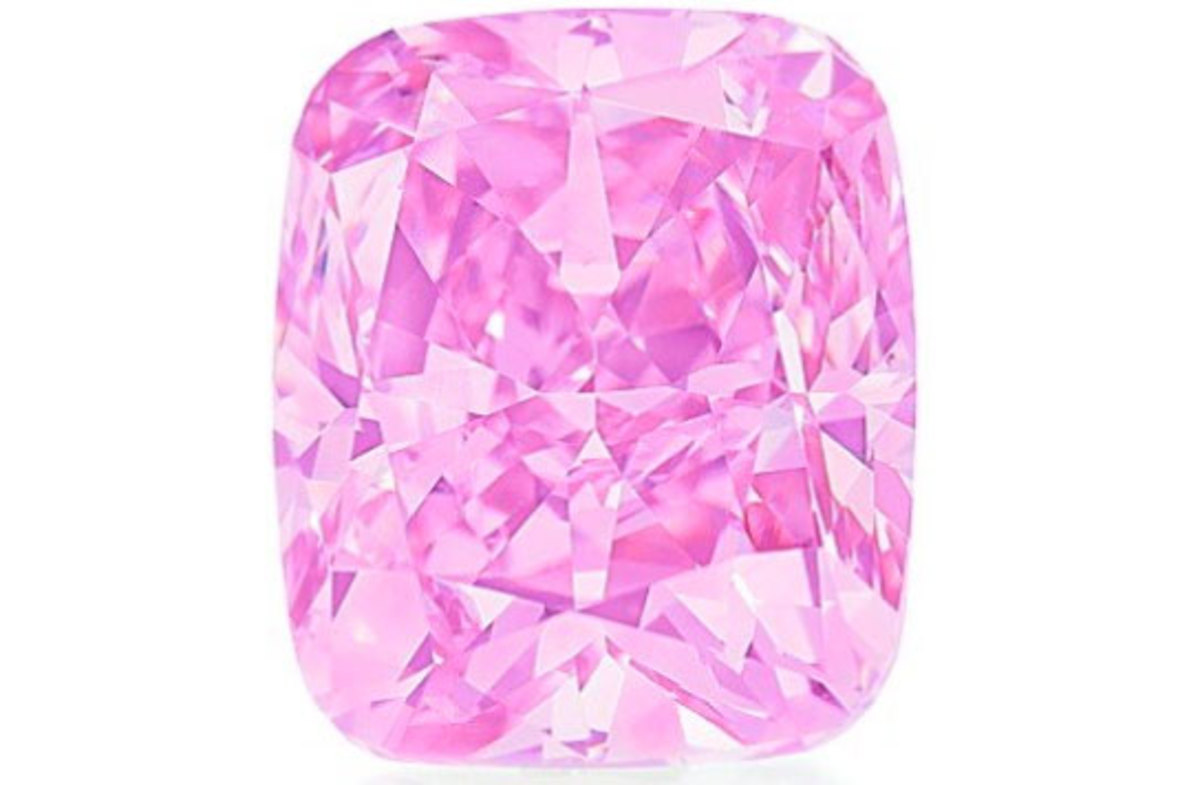 Σπάνιο ροζ διαμάντι σε δημοπρασία
