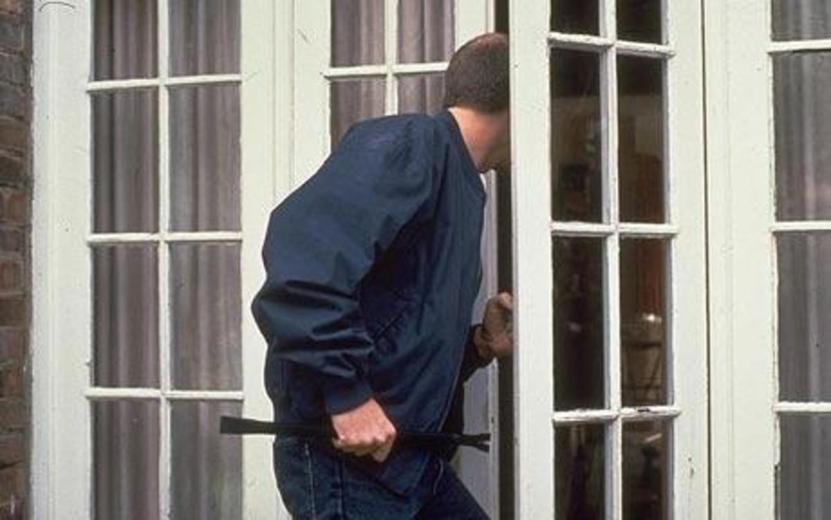 Είχαν ρημάξει σπίτια στην Πεύκη