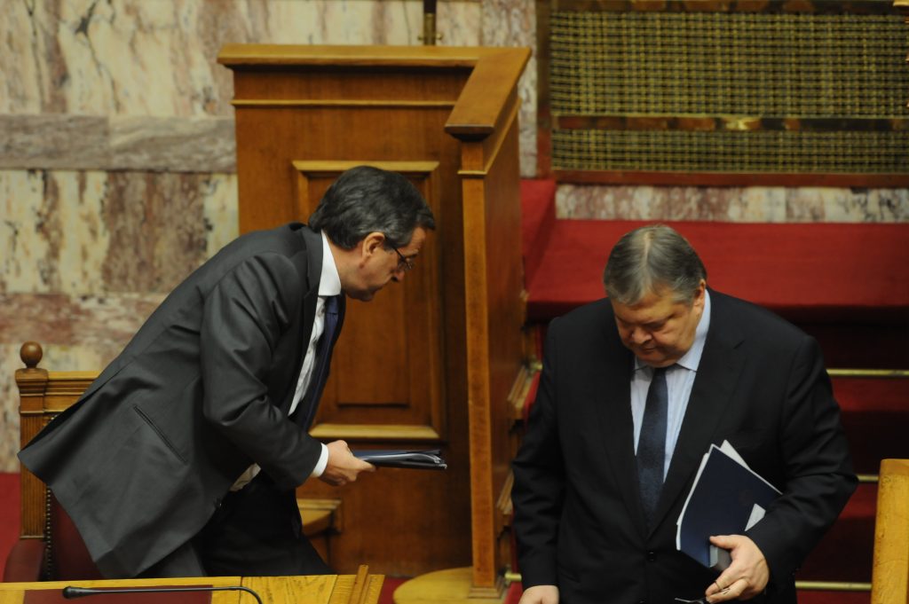 Le Figaro: Κίνδυνος στην Ελλάδα από μία ψήφο “τιμωρία” στις ευρωεκλογές