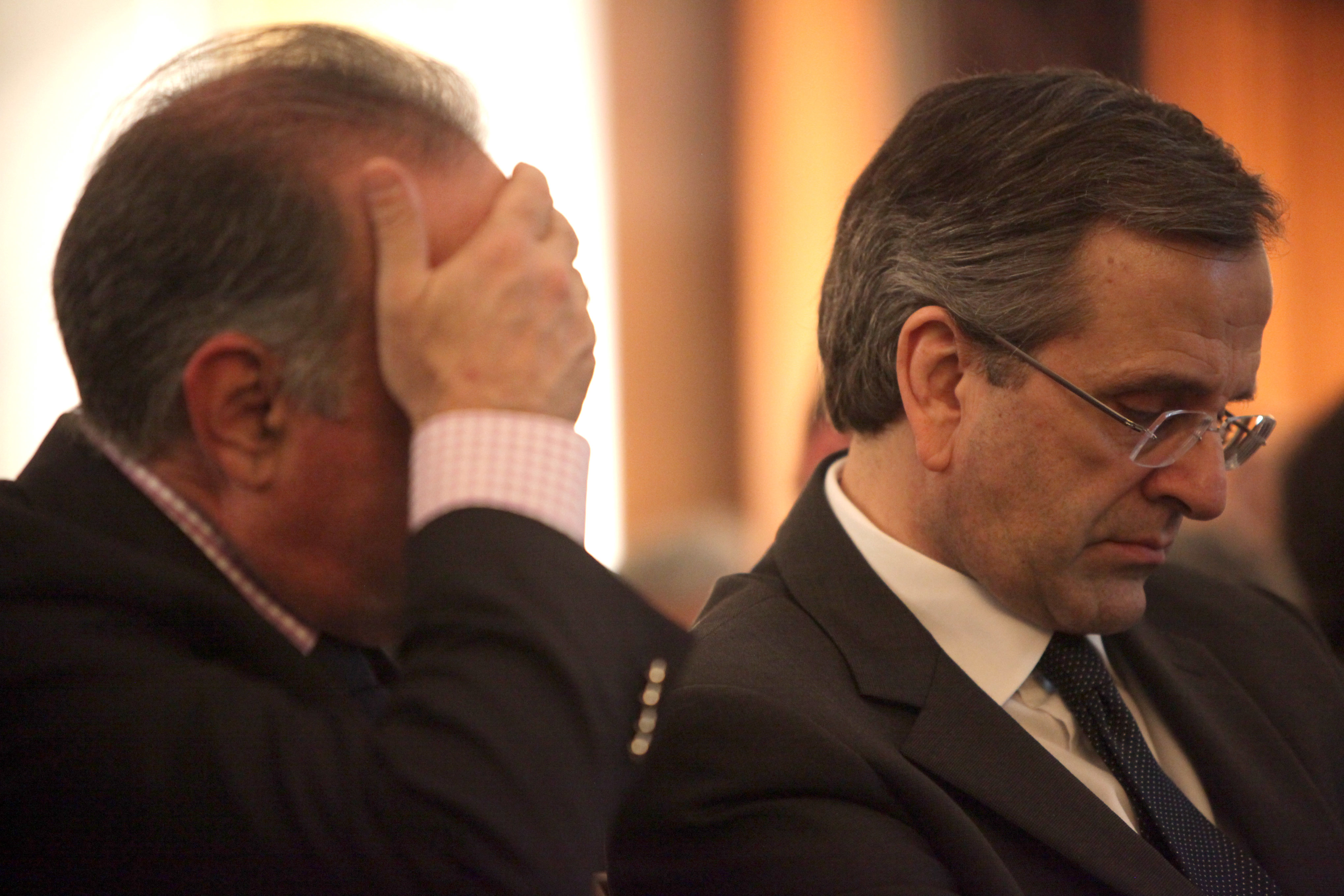 Με προσφυγή στη Δικαιοσύνη η κυβέρνηση προσπαθεί να αποφύγει την πολιτική επιστράτευση στην Παιδεία