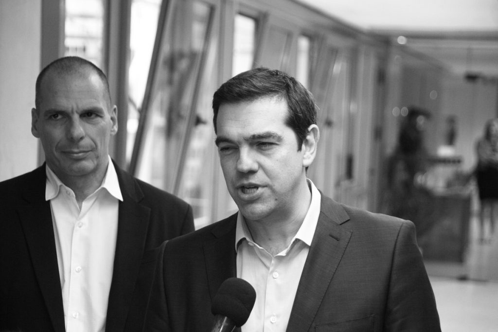 Το παρασκήνιο για το ΔΝΤ – Πως το Μαξίμου παρέκαμψε τον Βαρουφάκη και εκείνος θύμωσε