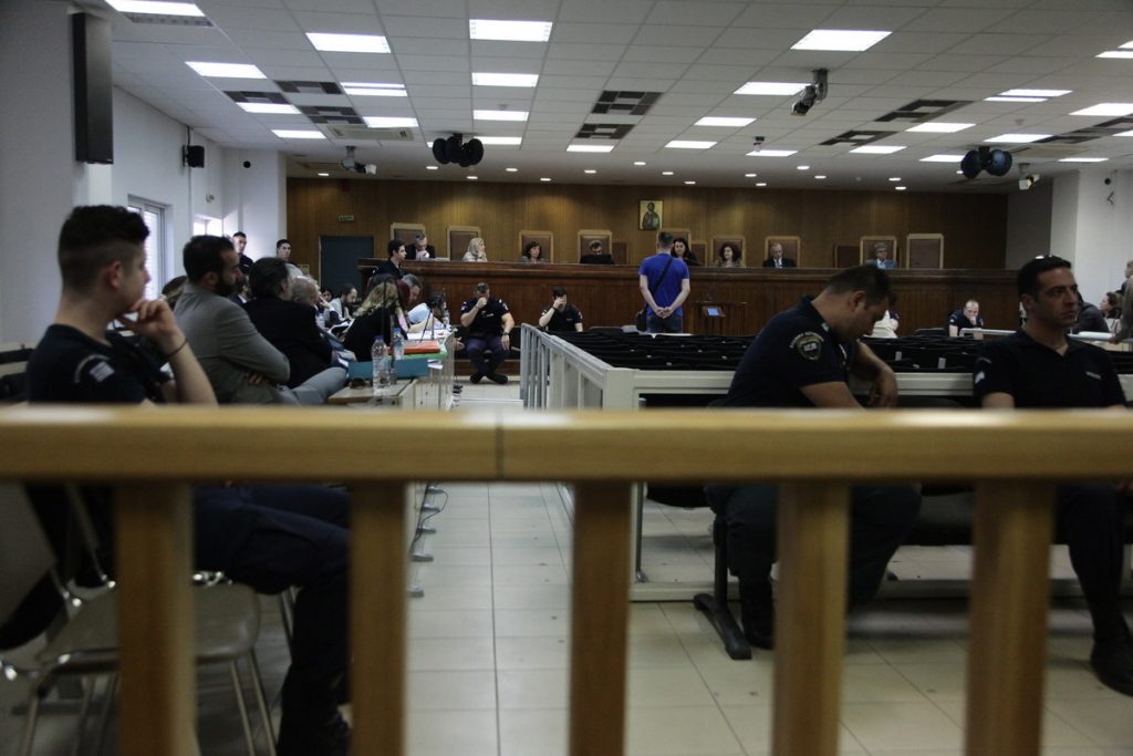 Αθώος ο Τσιρώνης για την υπόθεση των “ληστών με τα μαύρα”
