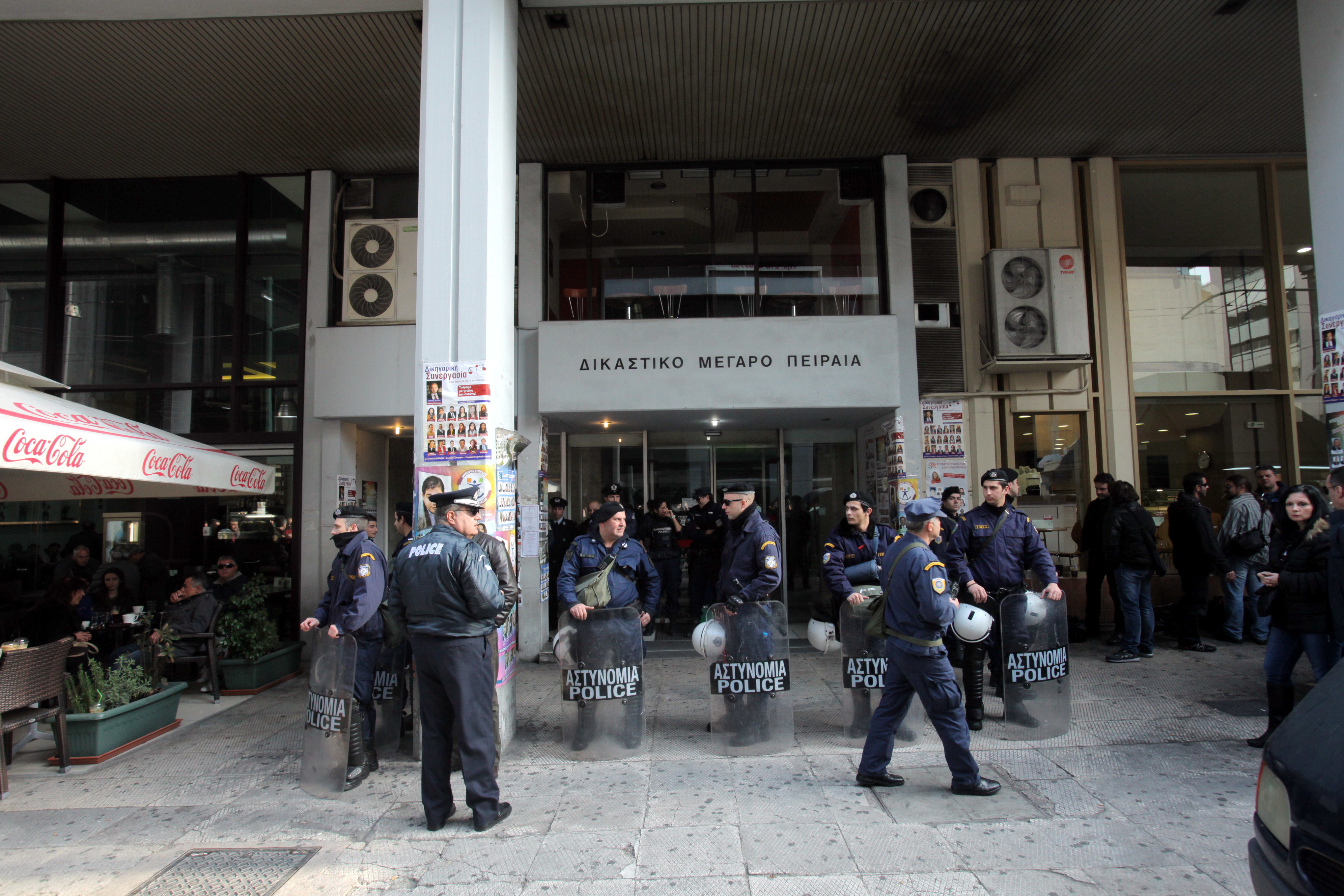 Λαθρεμπόριο καυσίμων: Ένσταση ακυρότητας υπέβαλε ο υπάλληλος του ΥΠΕΚΑ