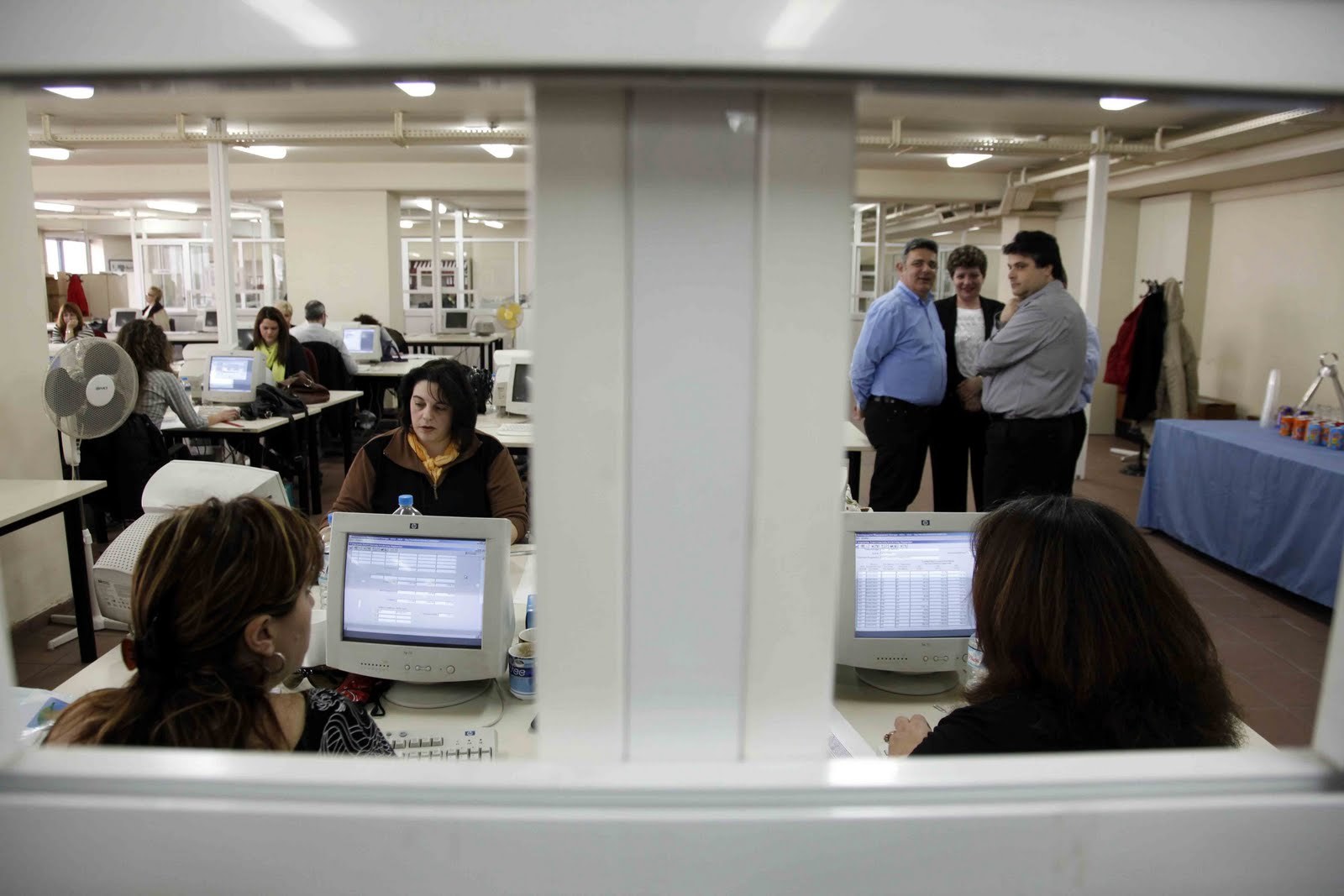 Αναζητούνται 1.000 ακόμα Δημόσιοι υπάλληλοι για απόλυση