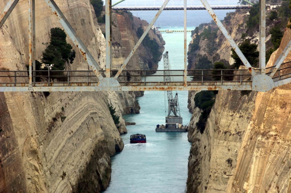 Κλειστή η διώρυγα Κορίνθου