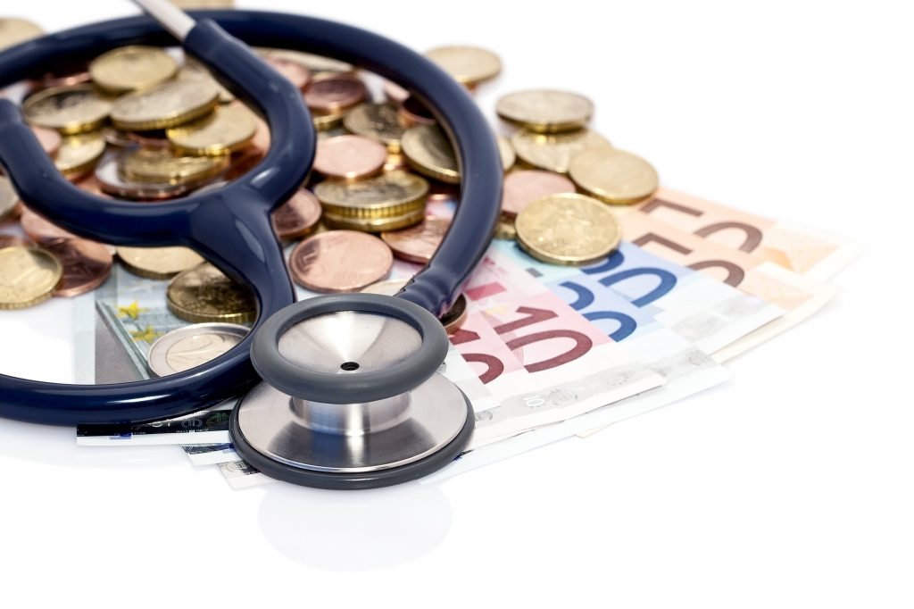 Παπακωνσταντίνου: Ανοίγουμε τους λογαριασμούς γιατρών του Κολωνακίου