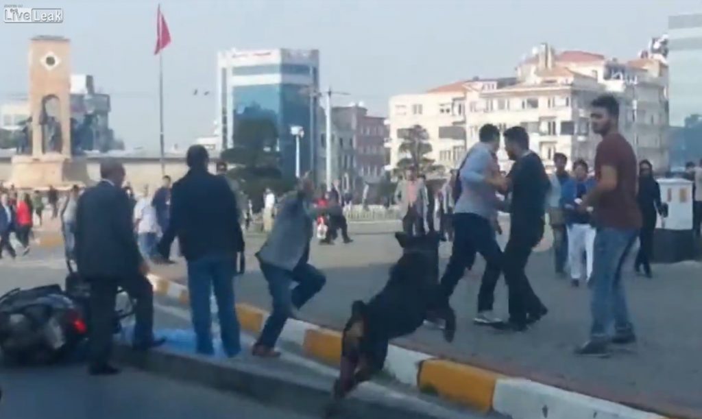Φωτό - liveleak.com