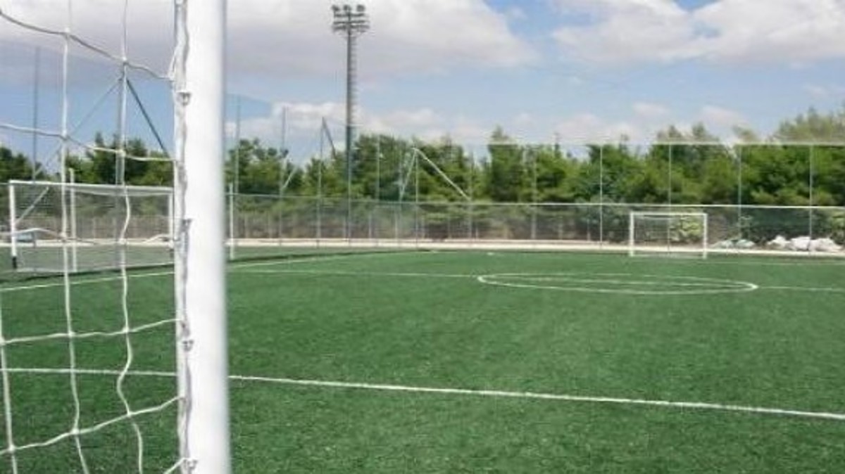 Τραγωδία στο γήπεδο! Πέθανε 20χρονος παίζοντας ποδόσφαιρο