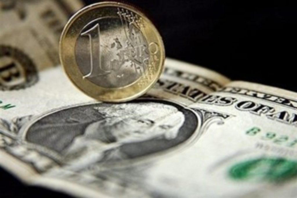 Ανακάμπτει το ευρώ νόμισμα έναντι του δολαρίου