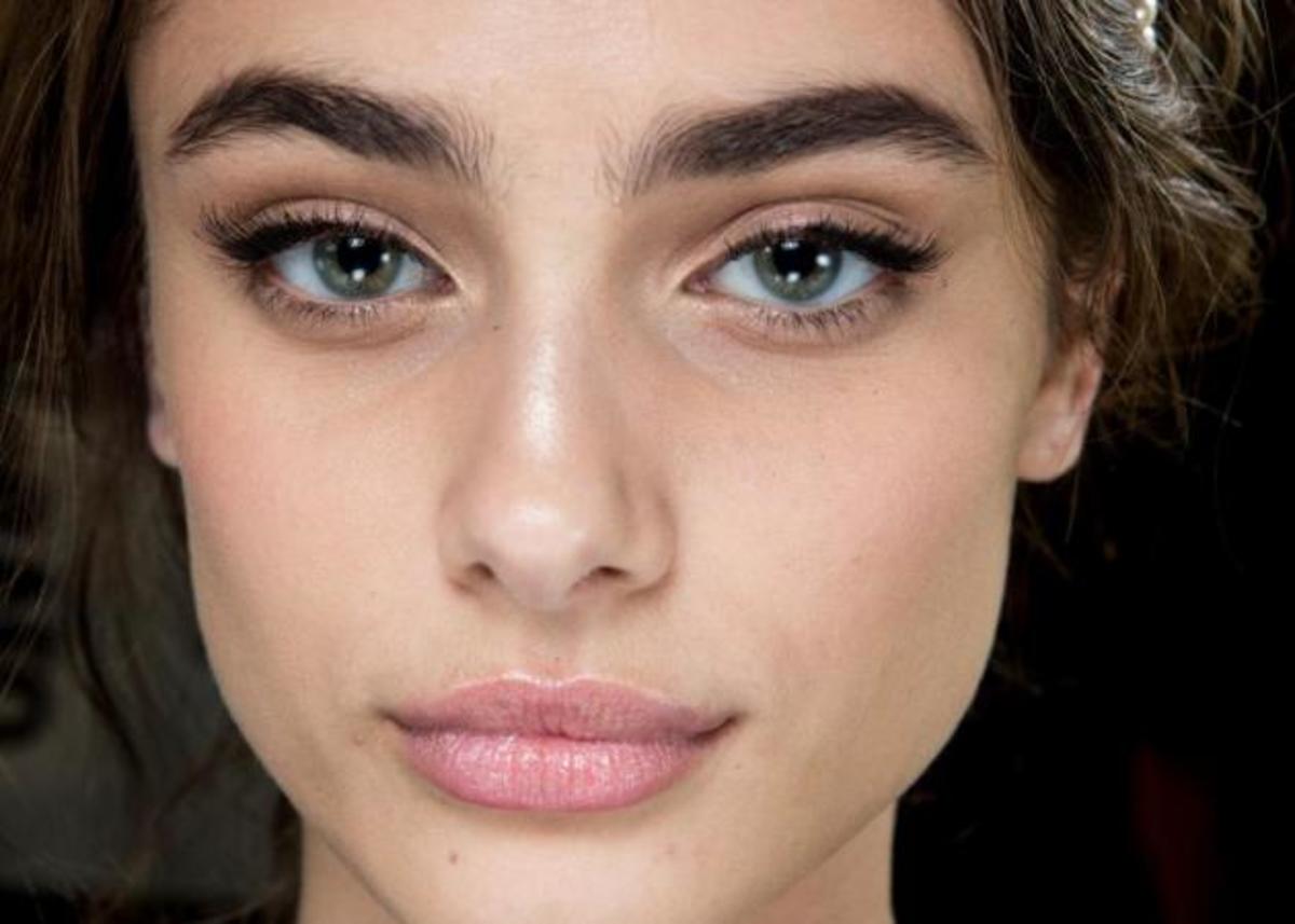 Ήξερες ότι όσο μεγαλώνουμε τα χείλη μας λεπταίνουν;