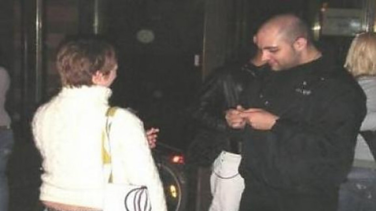 Άγρια συμπλοκή σε νυχτερινό κέντρο – 30χρονος μαχαίρωσε στο πρόσωπο τον μπράβο του μαγαζιού