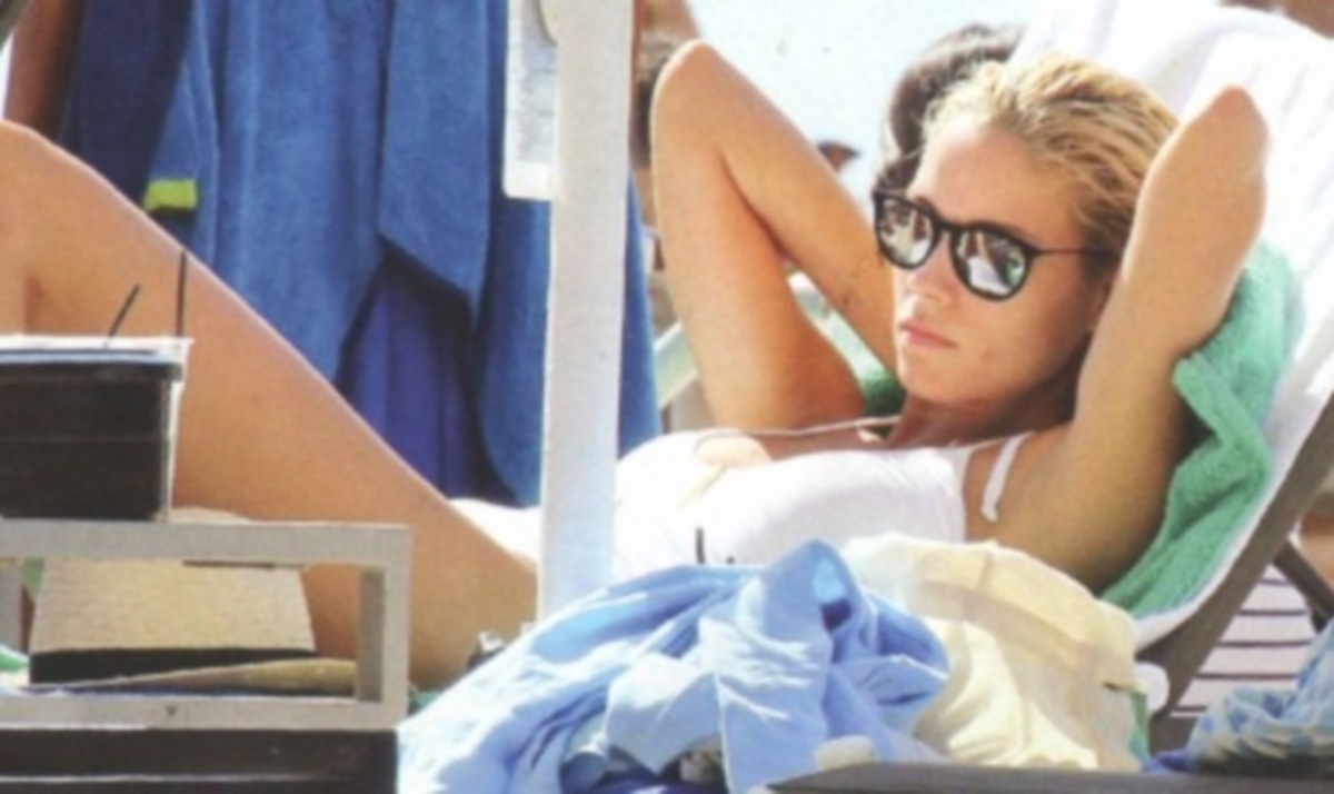 Δούκισσα Νομικού: Δες τις βουτιές της στη θάλασσα!