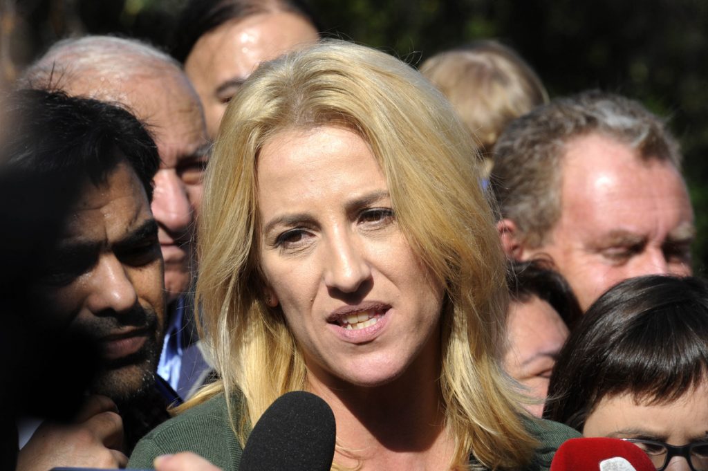 Το tweet της Ρένας Δούρου κατά του ρατσισμού