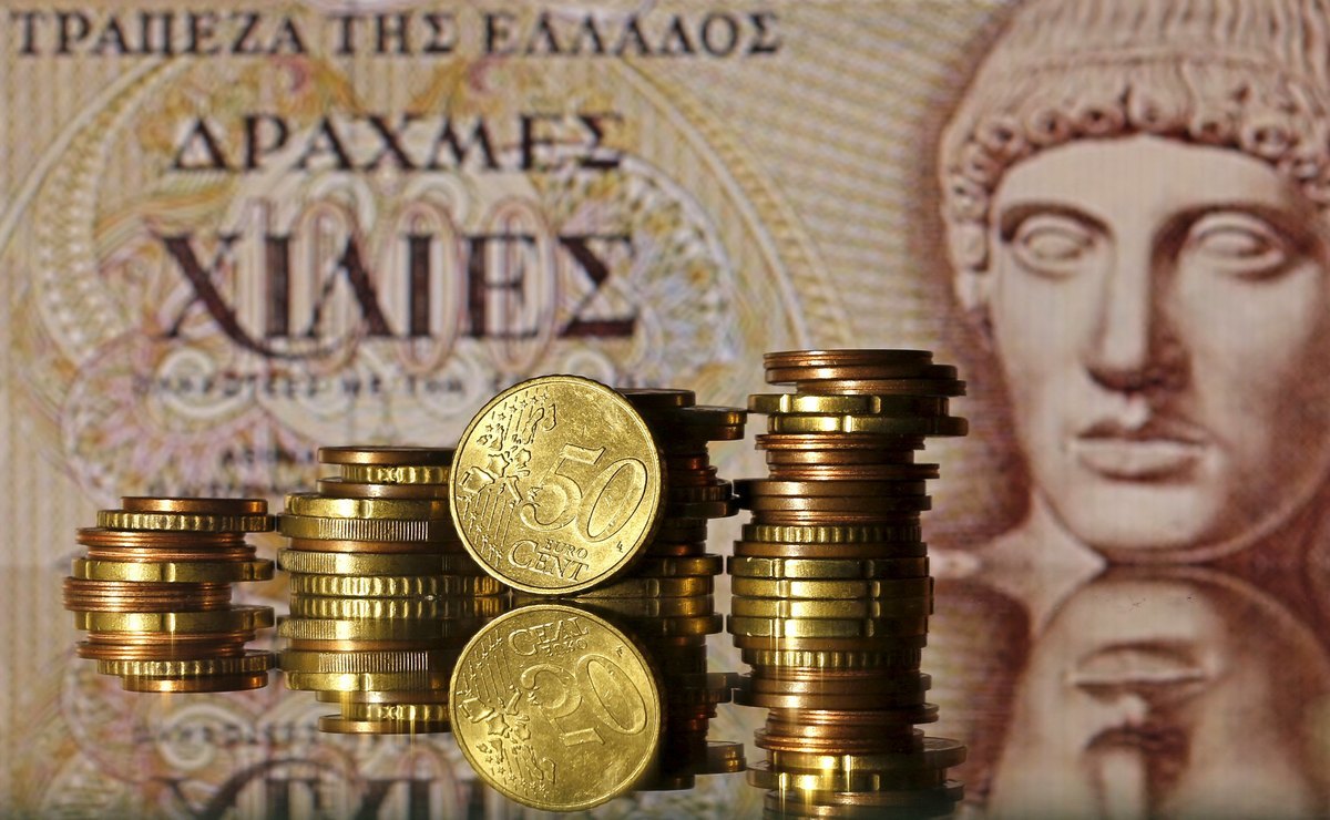 Δημοψήφισμα 2015: Παράλληλο νόμισμα για μια εβδομάδα; – Αντιπρόεδρος ΕΚΤ: Το “Ναι” θα χαλαρώσει πιο εύκολα την χρηματοδότηση στις τράπεζες