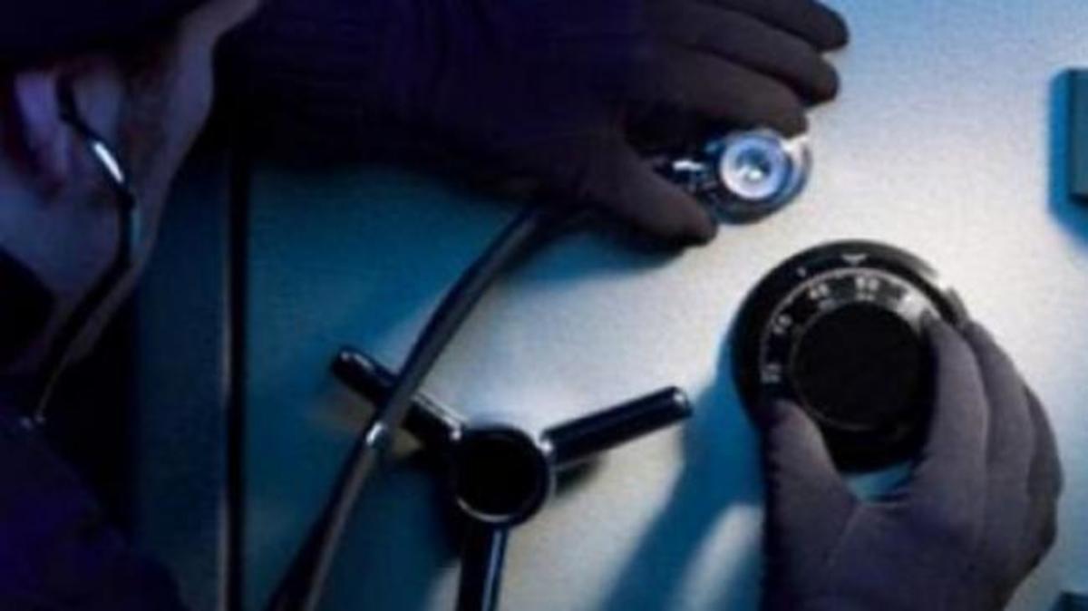 Το colpo grosso με χρηματοκιβώτιο ζάπλουτης Ρωσίδας