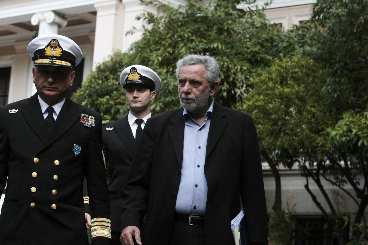 Τα γυρνάει ο Δρίτσας για το λιμάνι – «Μου έβαλαν στο στόμα ότι είπα ότι η ιδιωτικοποίηση δεν έχει κλείσει»