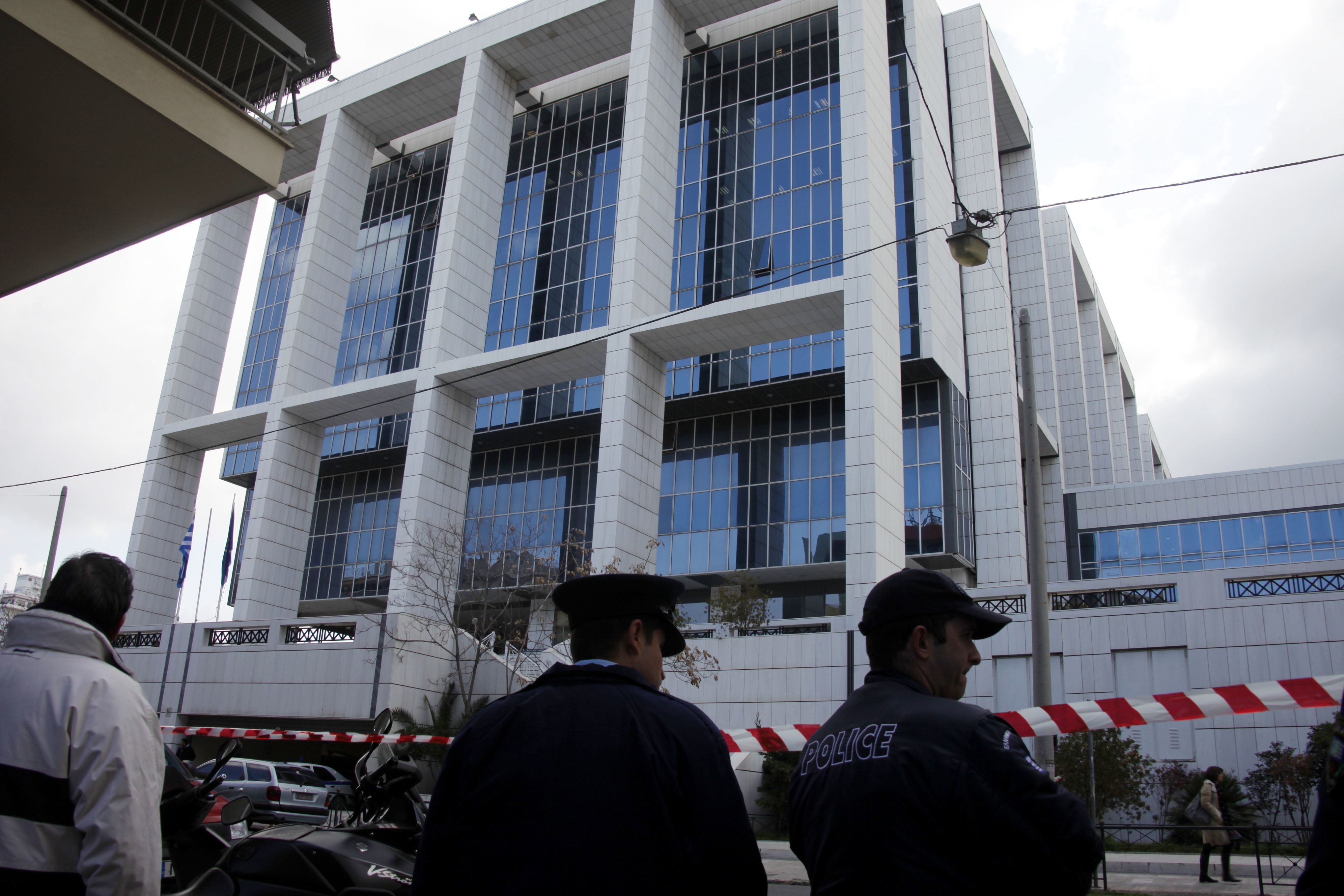 Τηλεφώνημα για βόμβα στο Εφετείο