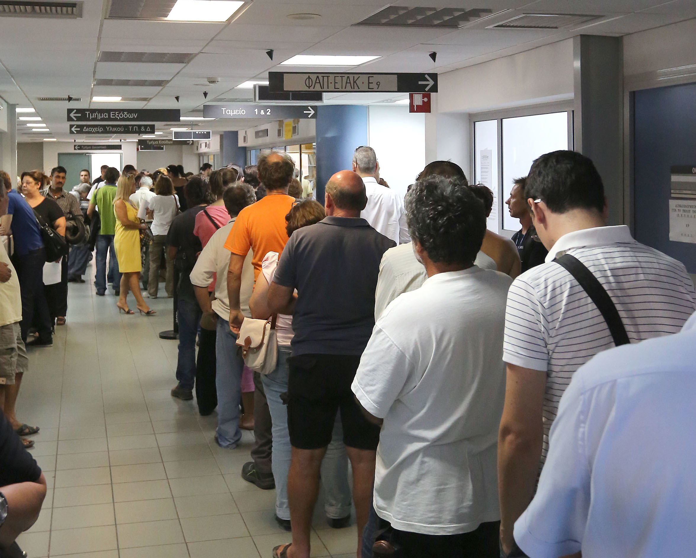 Φορολογικό: Αφορολόγητο μόνο για όσους έχουν εισόδημα έως 9.000 ευρώ – 26% και 35% οι συντελεστές για τους ελεύθερους επαγγελματίες – Όλες οι αλλαγές