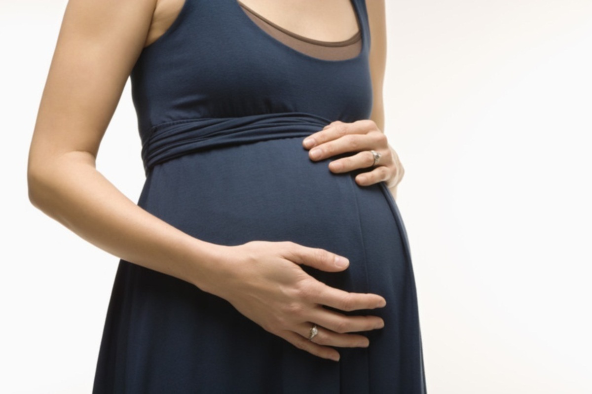 Creta: sviluppo del thriller di una donna incinta di 8 mesi