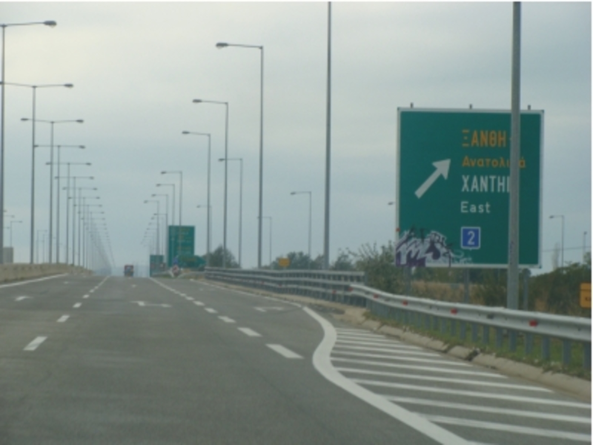 Παρέσυρε και σκότωσε πεζό στην Εγνατία