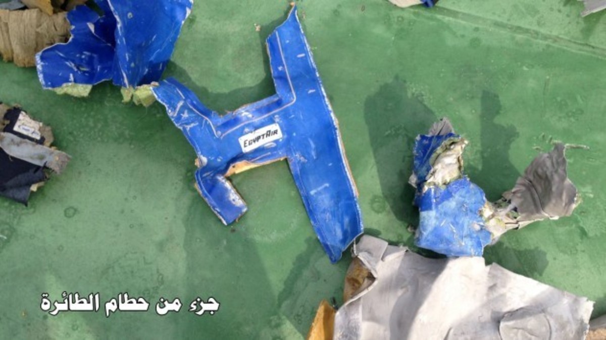 EgyptAir: Αναθέτουν σε Γάλλους την ανεύρεση των “μαύρων κουτιών”!