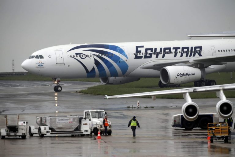Ίχνη εκρηκτικών στις σορούς των θυμάτων της Egyptair!