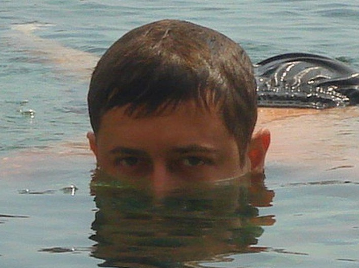 Ποιος παρουσιαστής ειδήσεων θα περάσει το τριήμερο του Πάσχα βυθισμένος στο νερό;