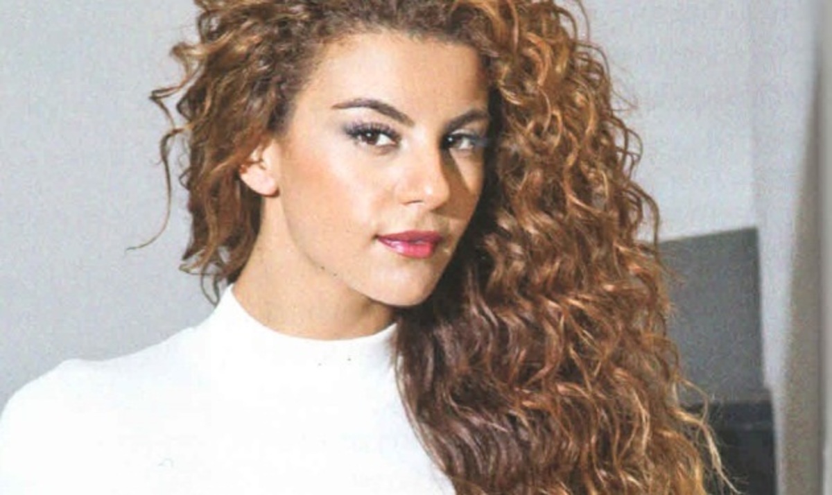 Ε. Παπαδοπούλου στην Τατιάνα: Τα δύσκολα παιδικά χρόνια και ο ρατσισμός που δέχτηκε στο σχολείο