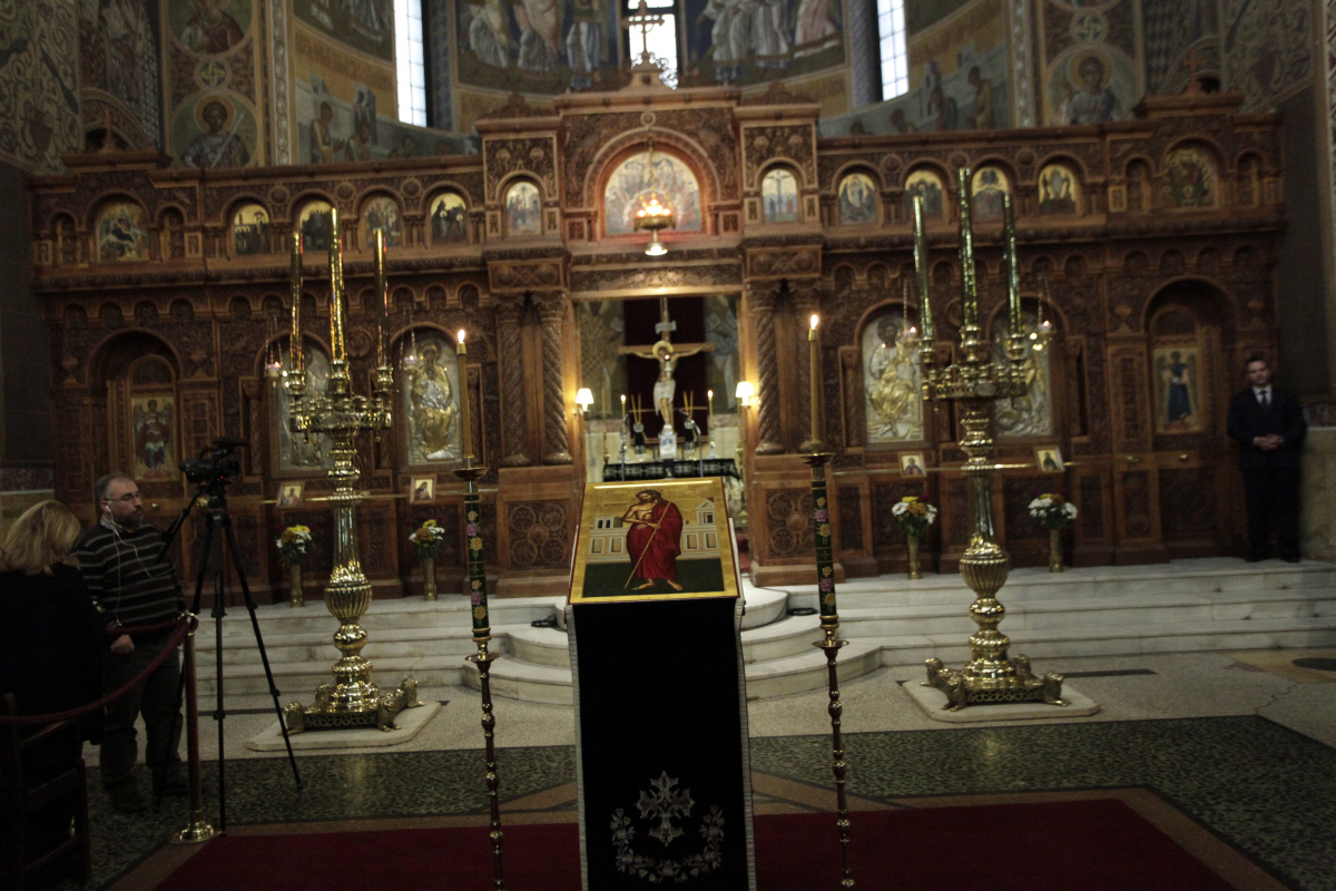 Αυξημένα μέτρα ασφαλείας στις εκκλησίες κοπτών στην Αθήνα