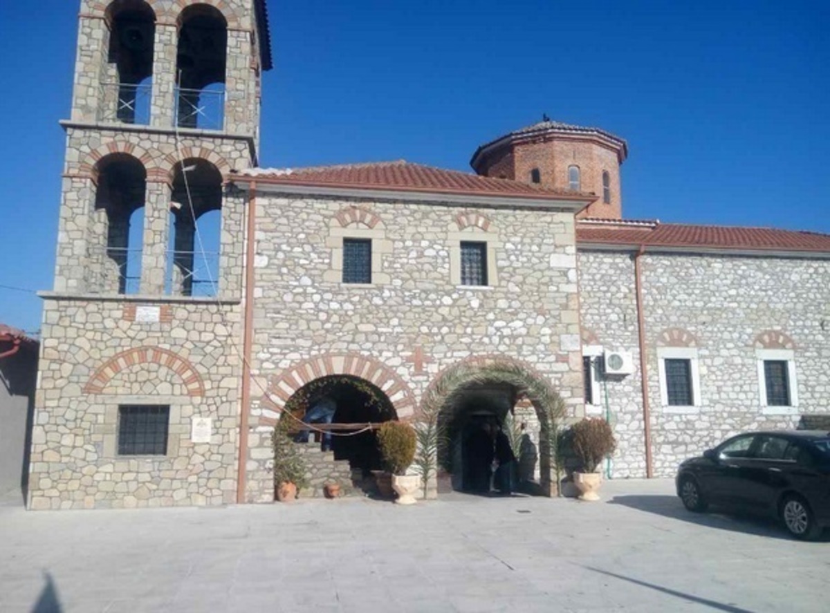 Διέρρηξαν εκκλησία στα Τρίκαλα – Πήραν μόνο 10 ευρώ!