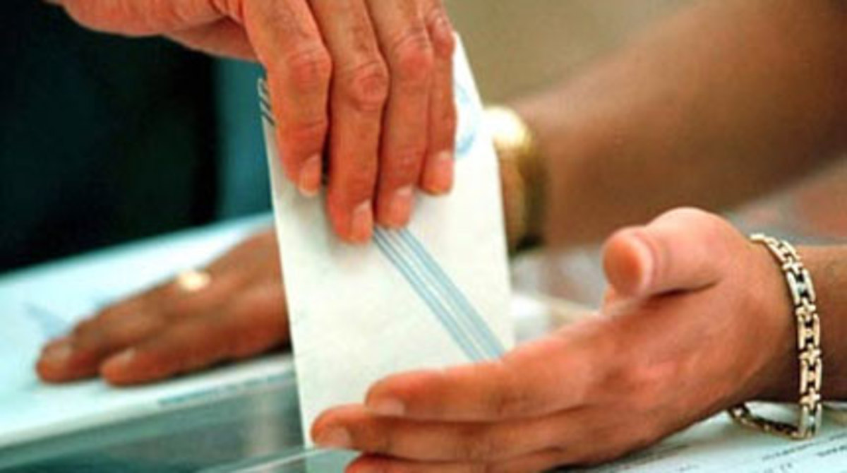 Οριακά μπροστά ο ΣΥΡΙΖΑ και πέμπτο το Ποτάμι σε νέα δημοσκόπηση