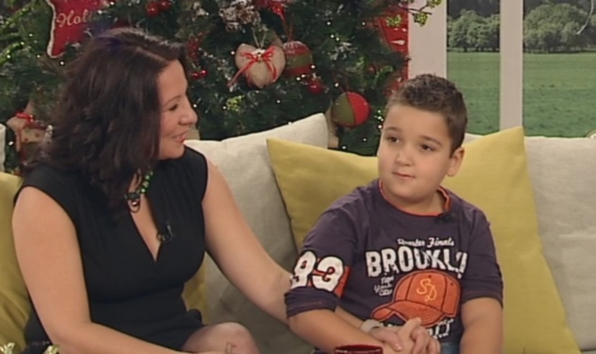 Μαμά από τη Θεσσαλονίκη έγραψε παραμύθι για να εξηγήσει στο γιο της τη σπάνια πάθησή του