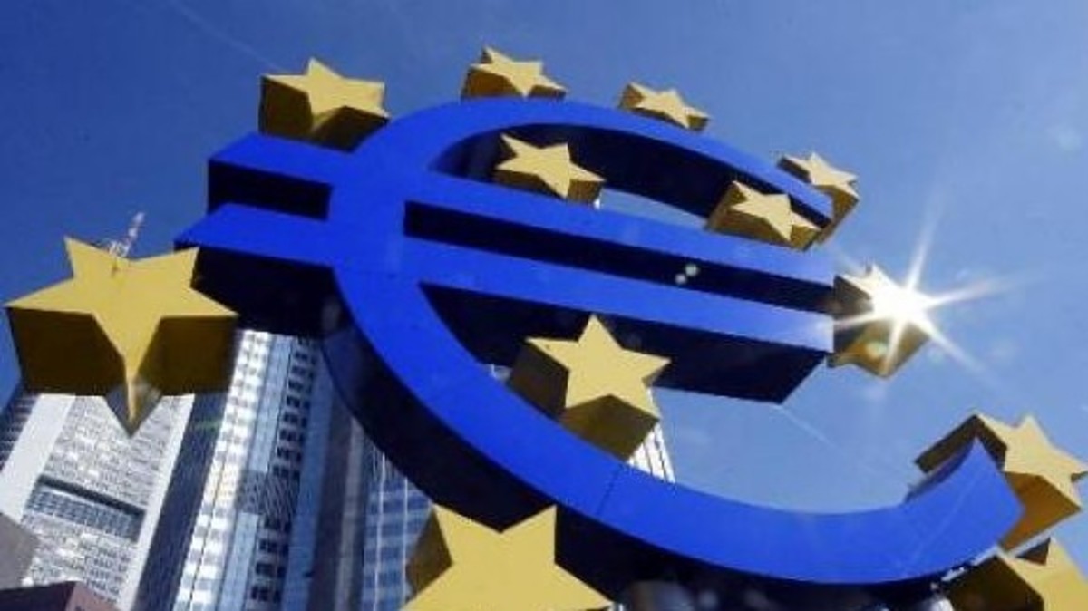 Eurogroup: Εκταμιεύεται η έκτη δόση για την Κύπρο
