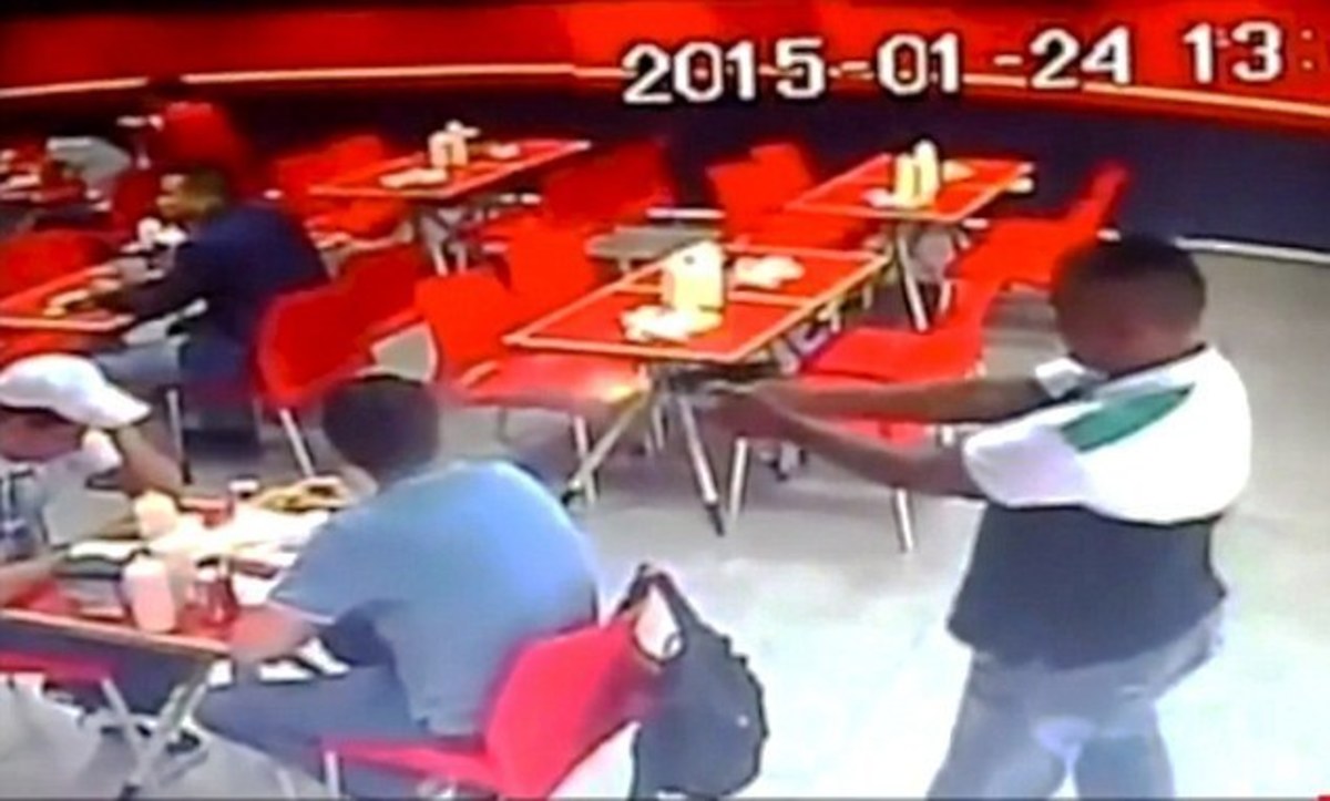 Μπήκε στο εστιατόριο, τον πυροβόλησε στο κεφάλι κι έφυγε ανενόχλητος! ΠΡΟΣΟΧΗ! ΣΚΛΗΡΕΣ ΕΙΚΟΝΕΣ