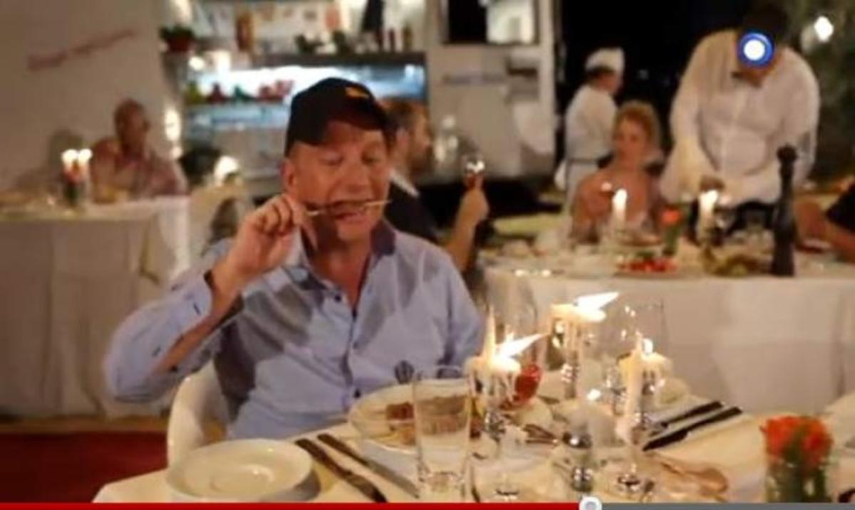 Tι κάνει ο Έκτορας Μποτρίνι στην καντίνα ;