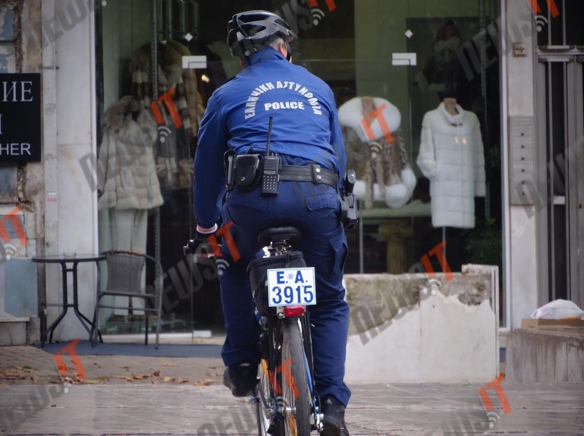 Ορθοπεταλιές της ΕΛ.ΑΣ. στο κέντρο της Αθήνας! – Φωτογραφίες