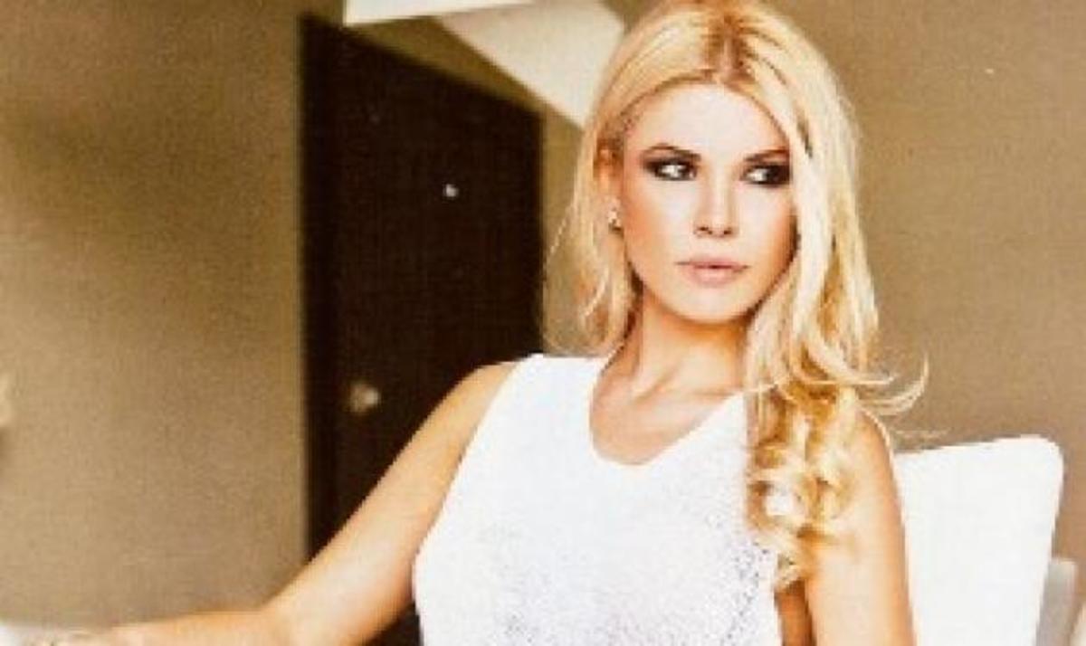 Το κορίτσι που ήταν μαζί με το Ν. Γιγουρτάκη μέχρι και το τελευταίο βράδυ, σπάει τη σιωπή του!