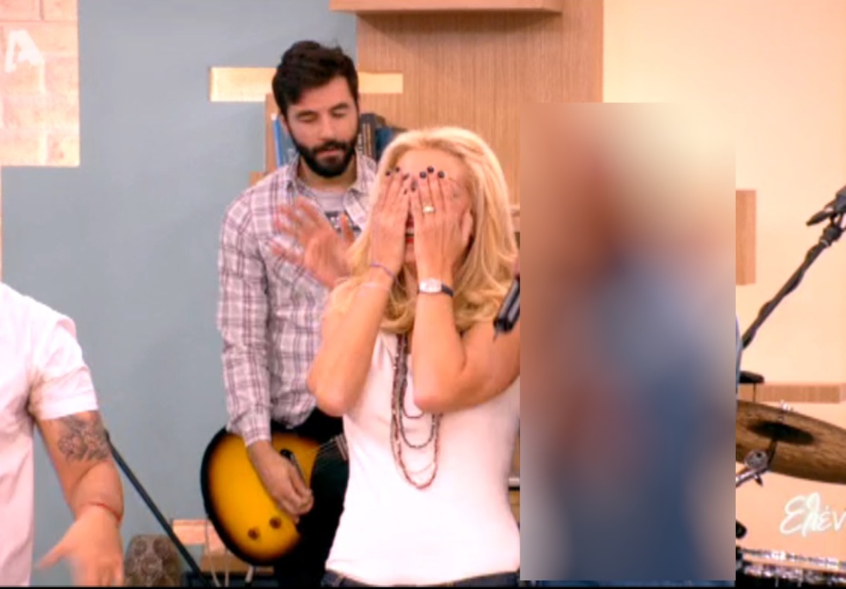 Δεν φαντάζεστε ποιος μπορεί να τραγουδάει σαν την Σοφία Βόσσου!