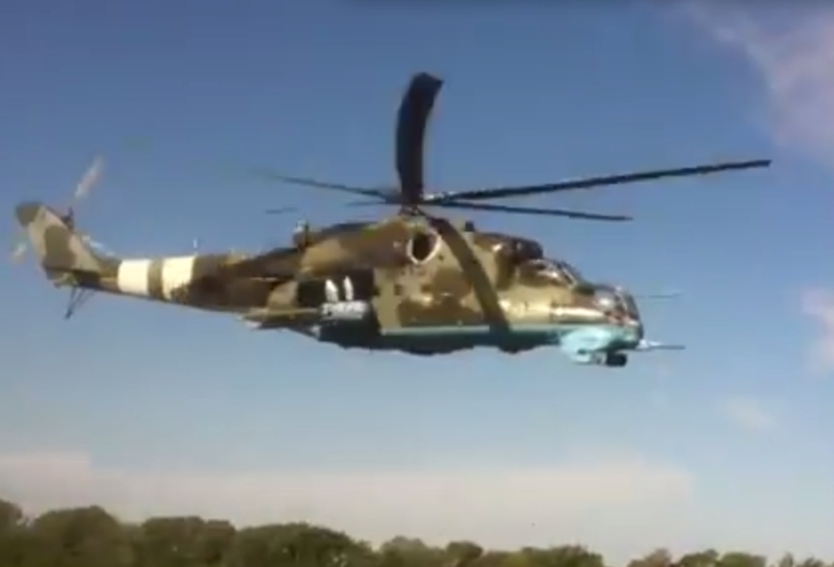 Βίντεο-σοκ από την Ουκρανία: Ελικόπτερο σπέρνει τον θάνατο!