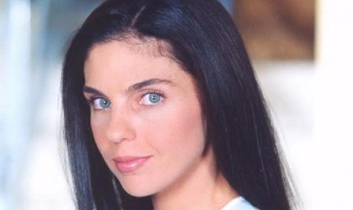 Γιατί όλοι πιστεύουν ότι η Ελίνα Ακριτίδου ήταν παντρεμένη με τον Νίκο Γκάλη;