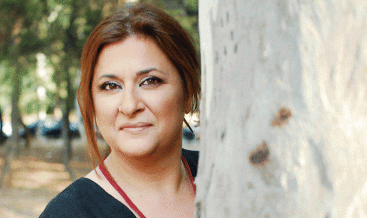 Eλισάβετ Κωνσταντινίδου: “Δεν ξέρω αν έχω ελέγξει τον ναρκισσισμό μου”