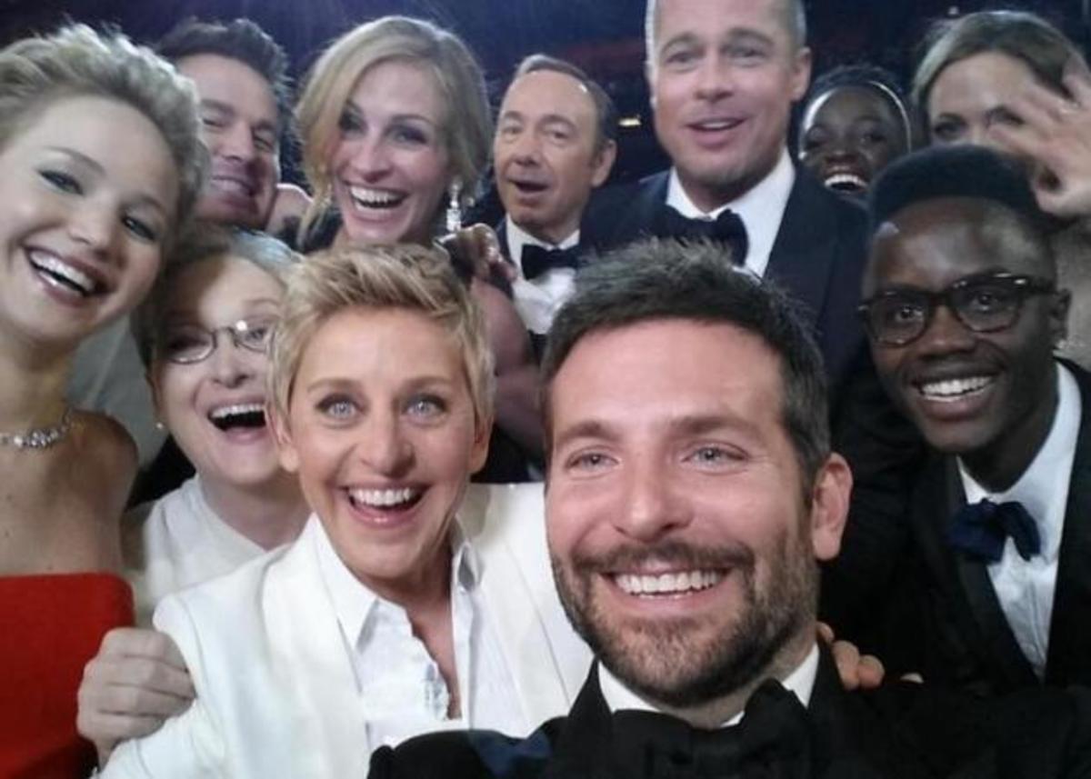 H επική selfie που σπάει τα ρεκόρ!