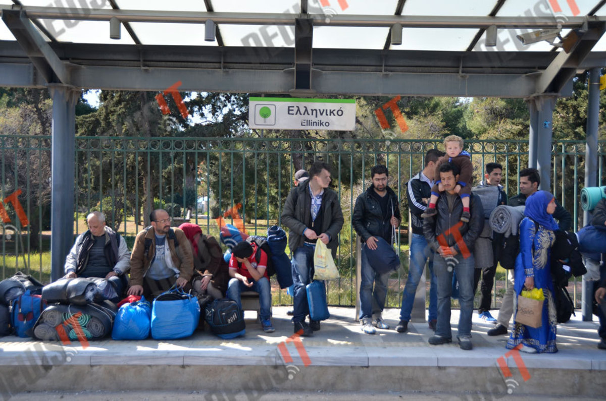 Όλη η παραλιακή ένα “καραβάνι” προσφύγων προς Ειδομένη