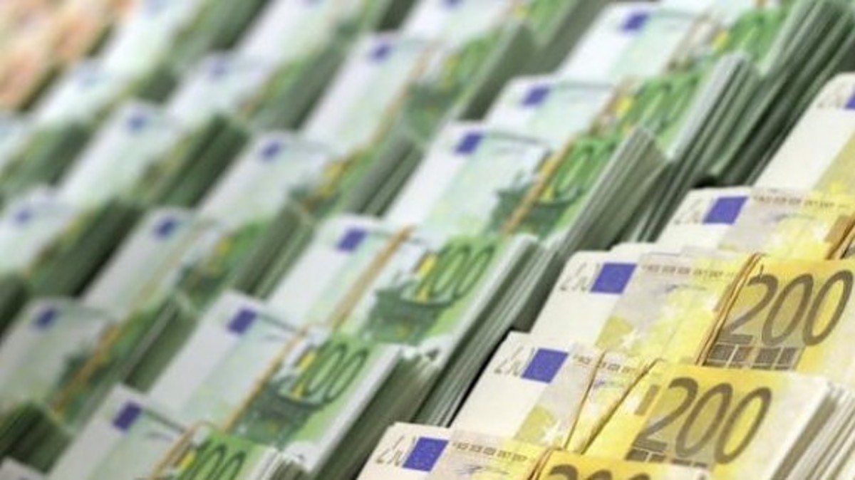 Newsit Κύπρου: 350 εκατομμύρια για να μην οδηγηθούμε σε στάση πληρωμών